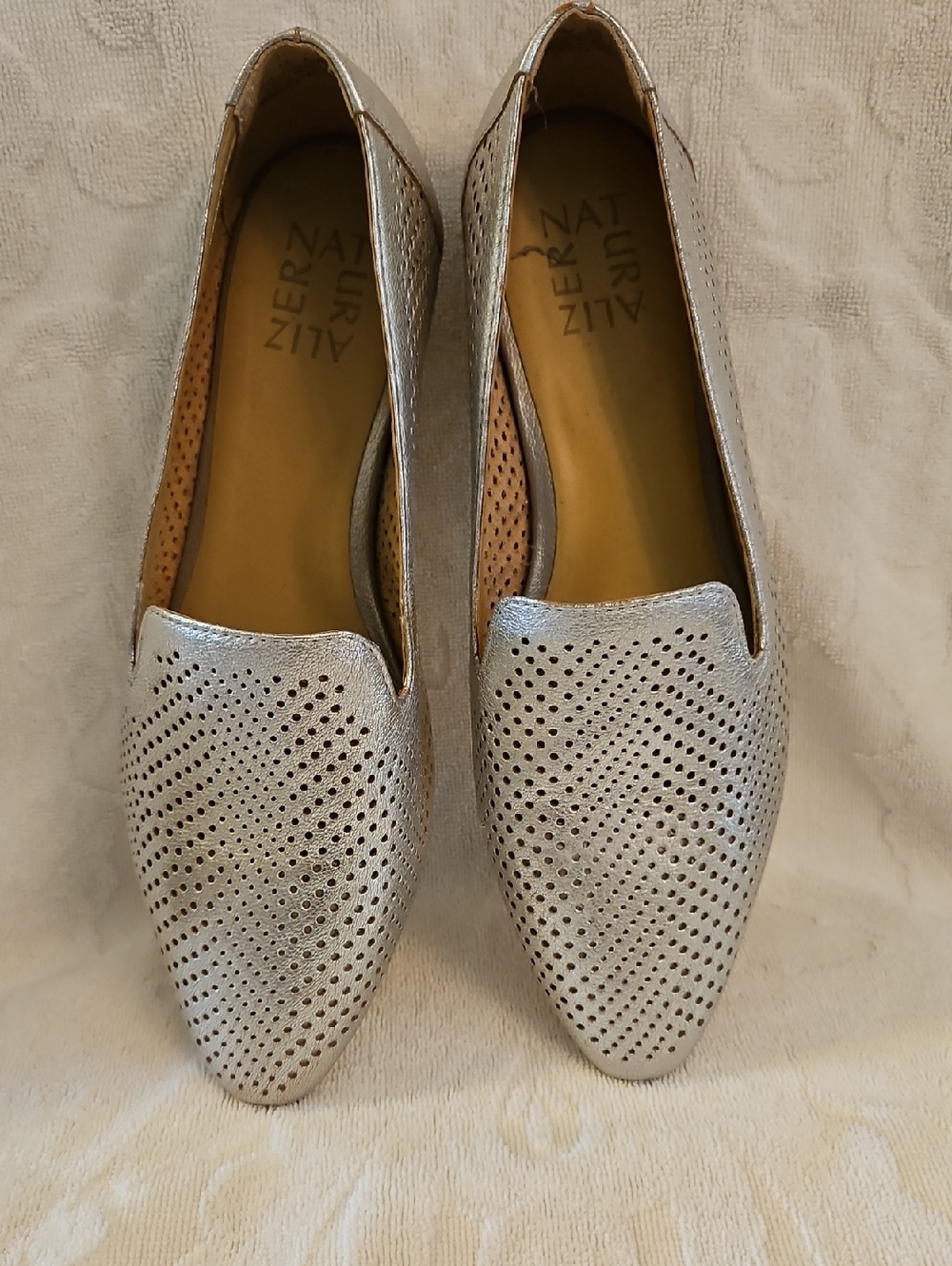 Naturalizer Silver Perforated Pointed Toe Loafers